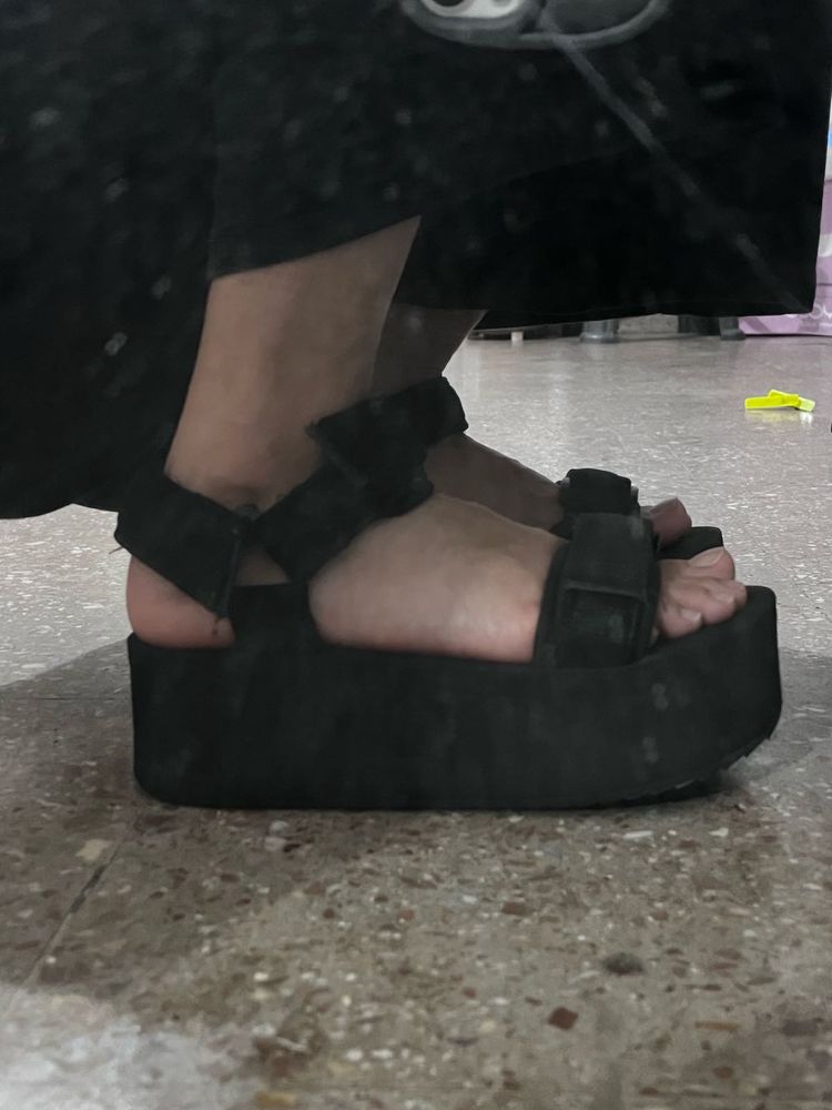 H&amp;M Platform Sandal