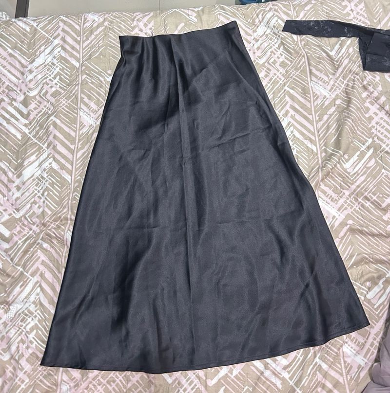 Elegant Black Skirt