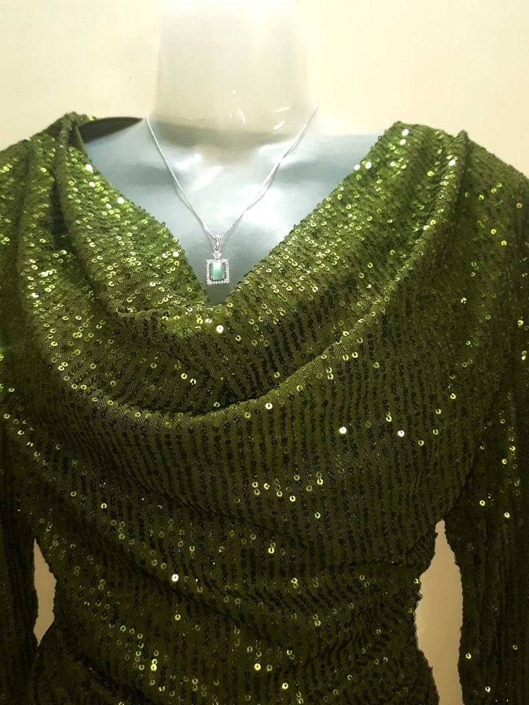 Stunning Green Embellished Kazo Partywear Top❤️