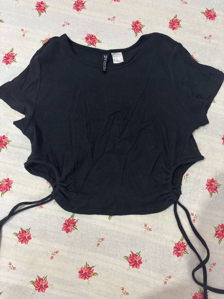 Black Ribbed Crop Top