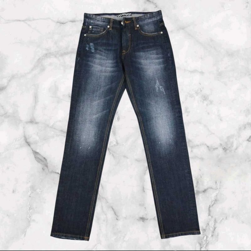 ₹(2200) Distressed Dark Wash Denim Jeans