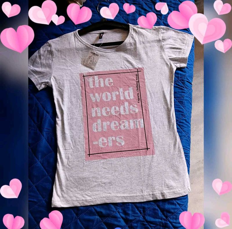 &#34;The World Needs Dreamers&#34; Graphic Tee