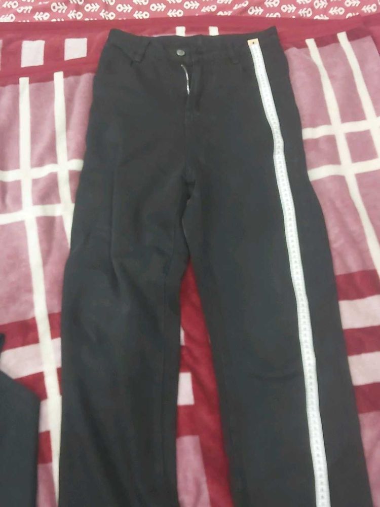 Black Jeans