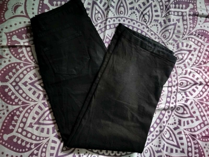 Black Jeans - Stylish &amp; Comfortable