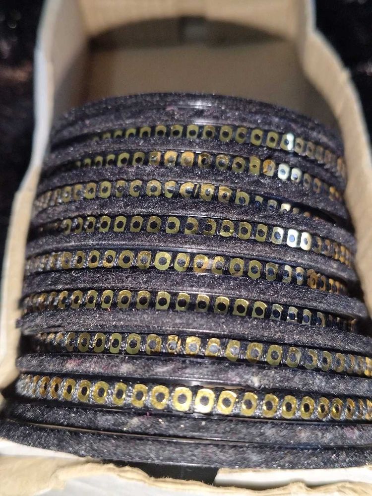 Black &amp; Gold Bangle Set