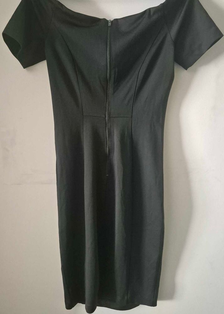 Black Off Shoulder  Formal Dress