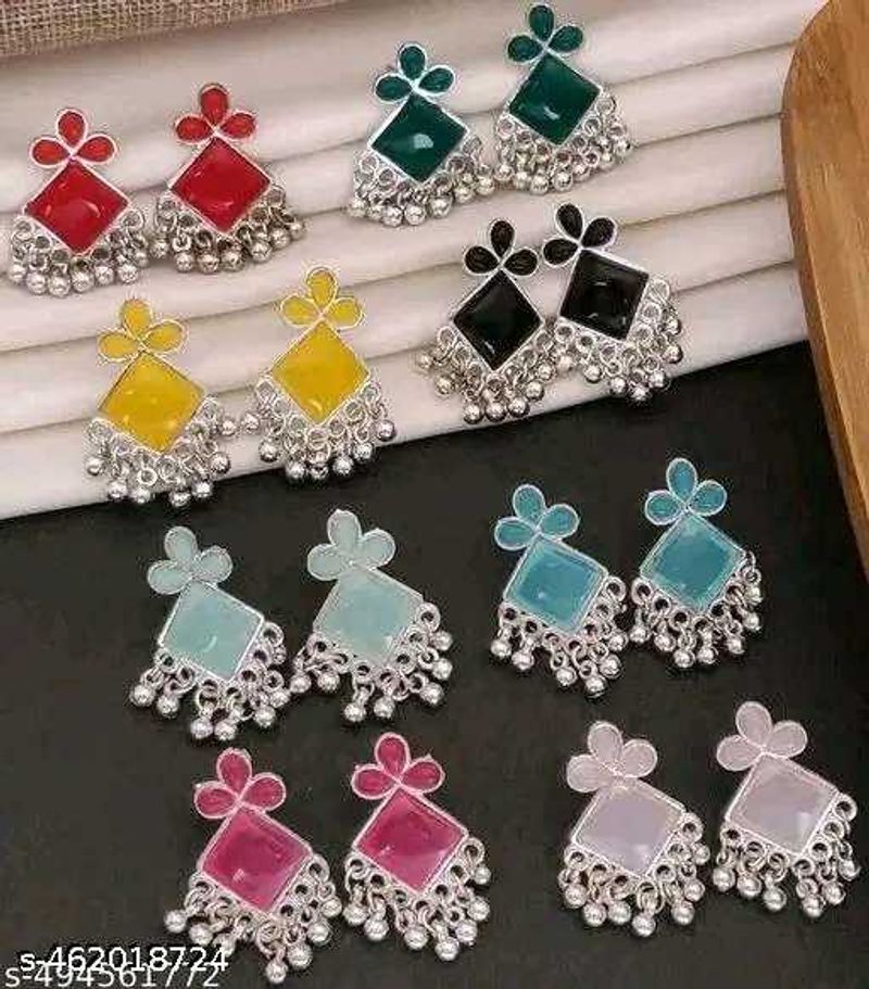 Catalog Name:*Essential Earrings &amp; Studs*Base Meta