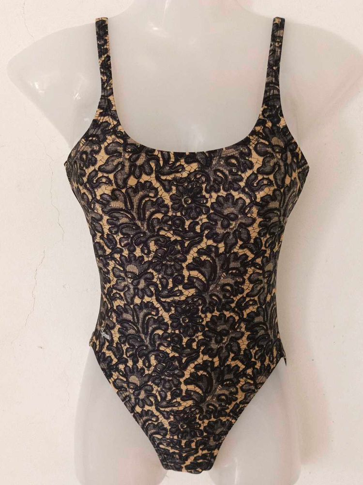 BODYSUIT