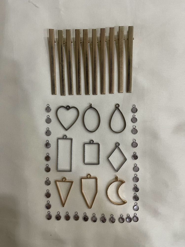 ⭐Price Drop⭐Bezels And Hair clip For Resin Art