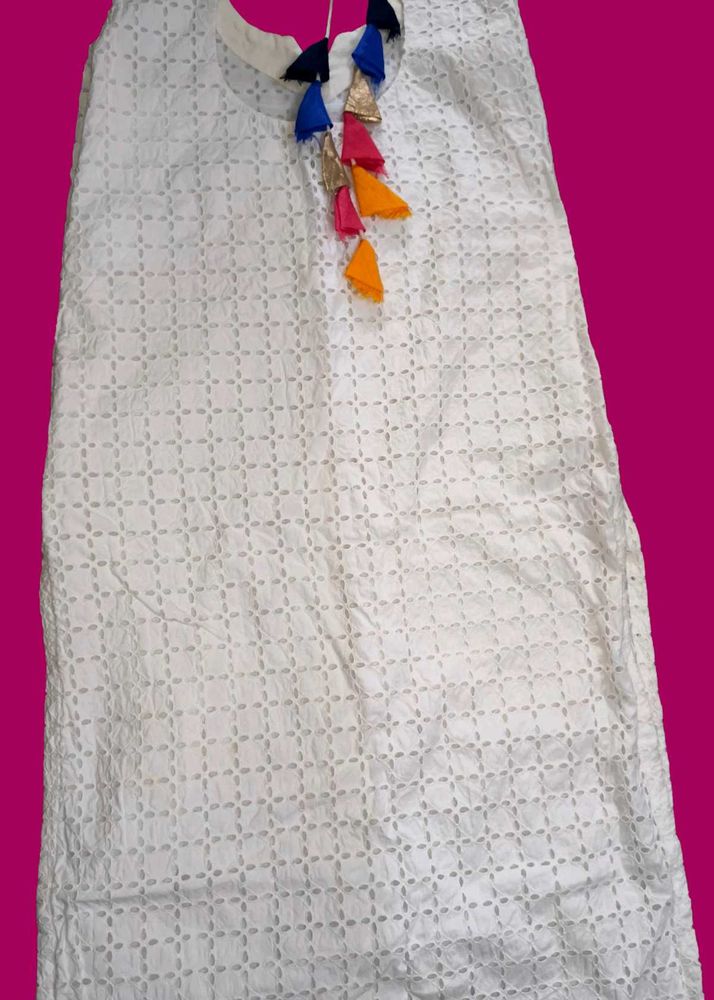 White Embroidered Kurta