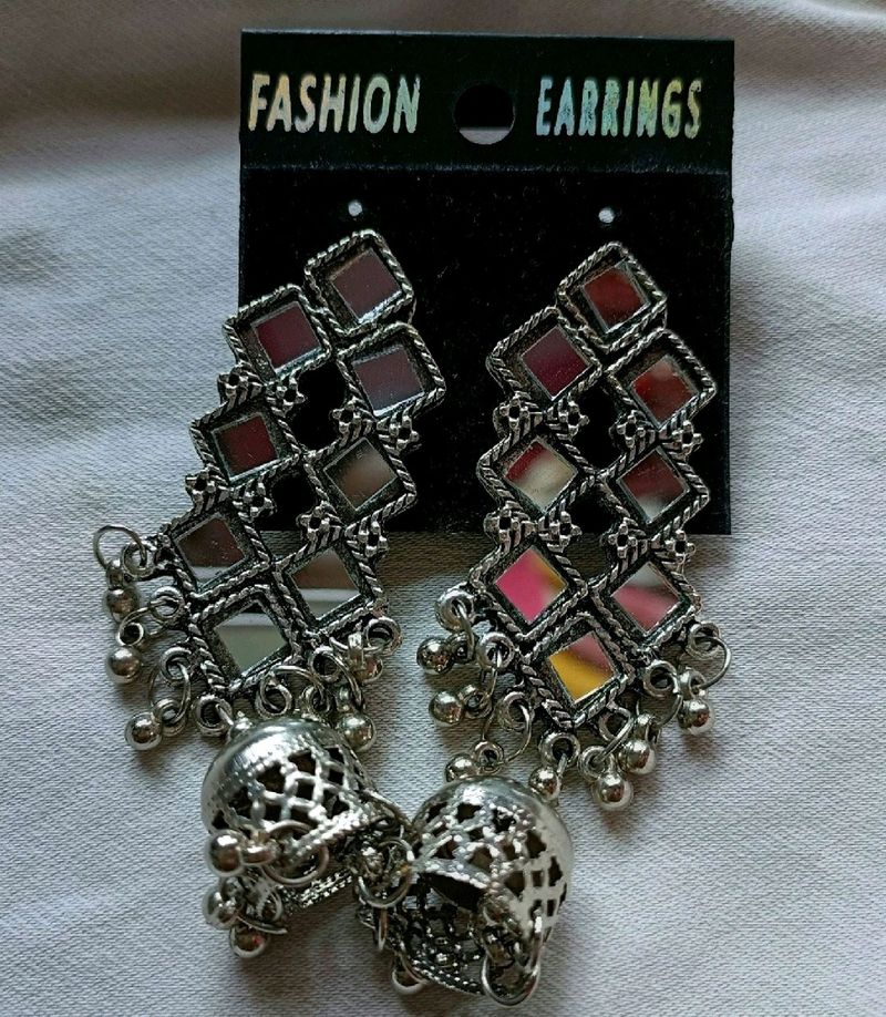 Set Of Two Jhumkas