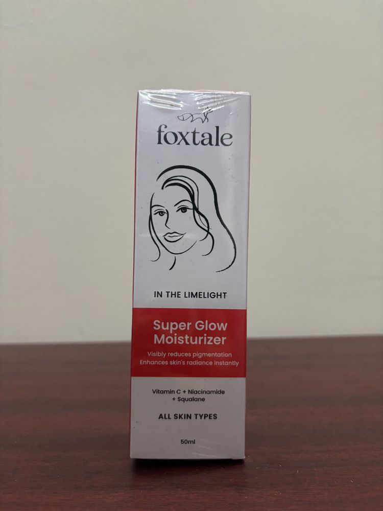 Foxtale Moisturizer Super Glow Sealed