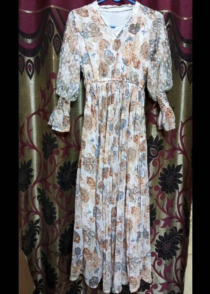 Beautiful Floral Gown🌹❤