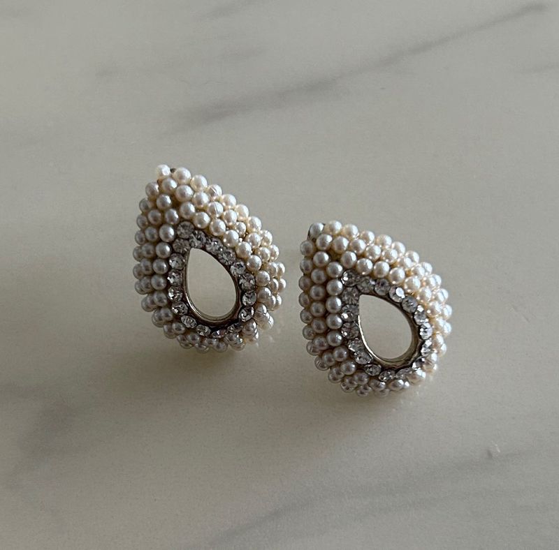 Pearl &amp; Rhinestone Teardrop Earrings!