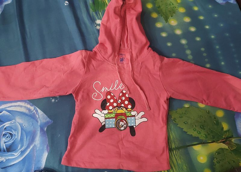 Girls Woollen Sweatshirt (6-7 Year Old)