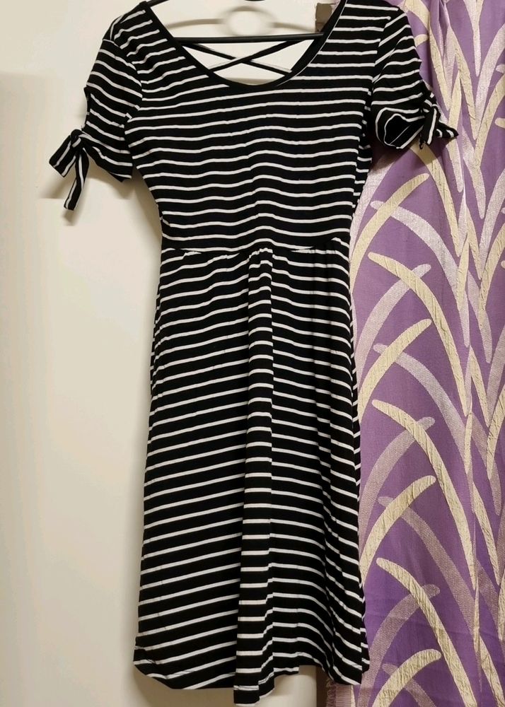 Dress (Striped)