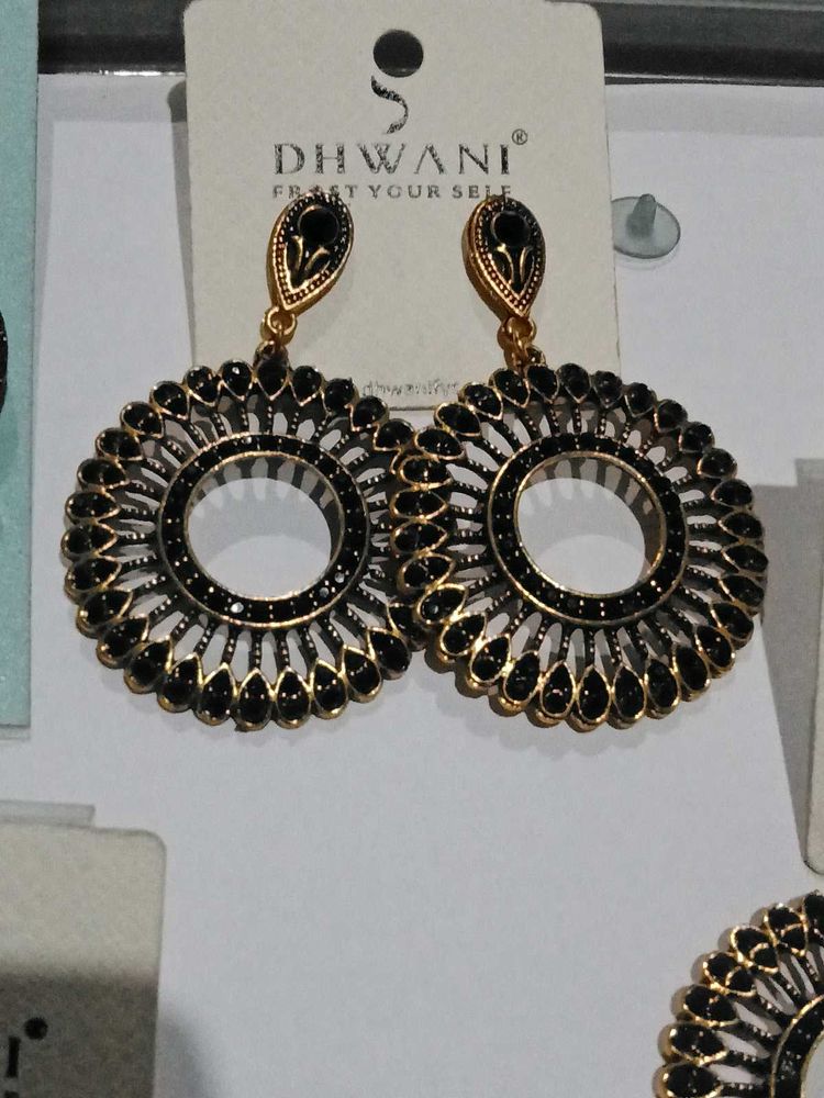 Earrings On Sale Alert 🔥🔥🔥