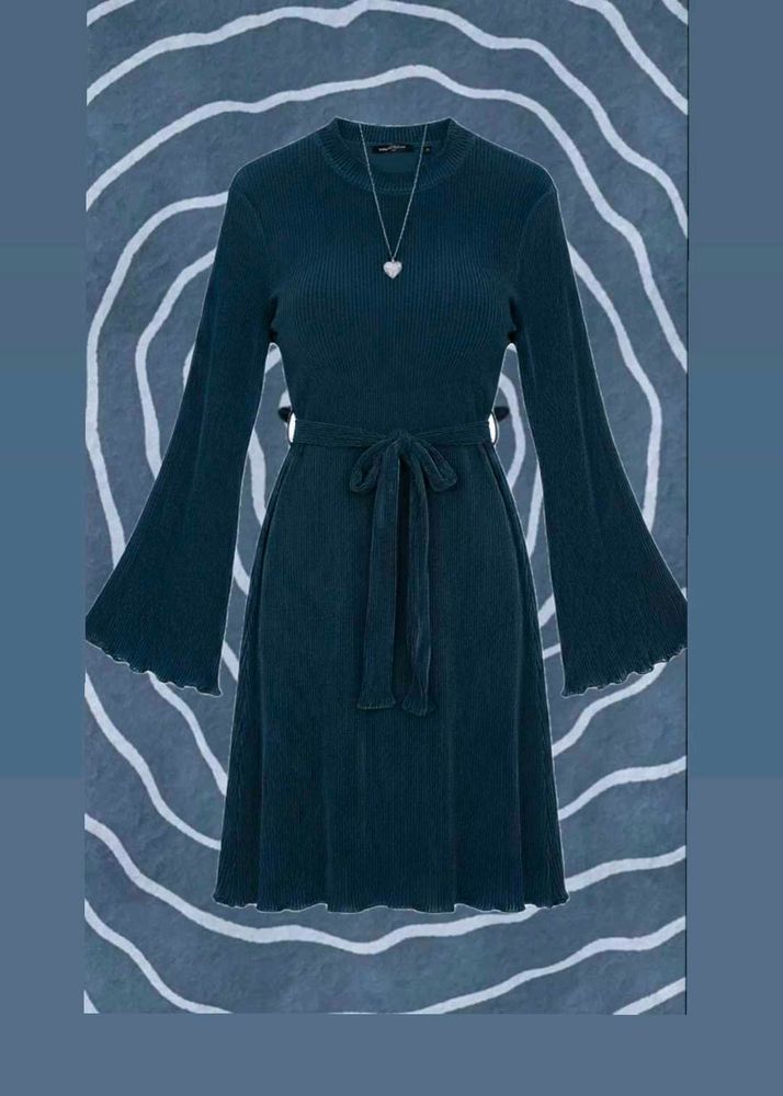Elegant Teal Knit Dress