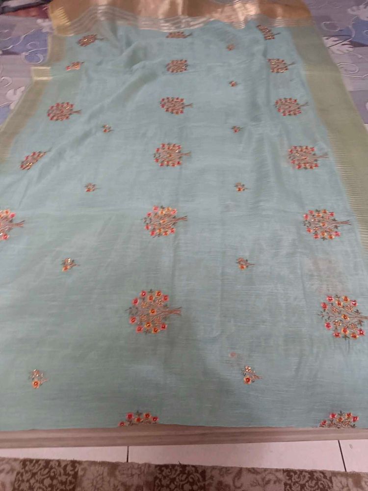 SAREE ❤️❤️ WITH BEAUTIFUL LATEST DESIGN