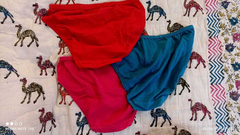 Used Undergarments (Bra, Panties, Cami)