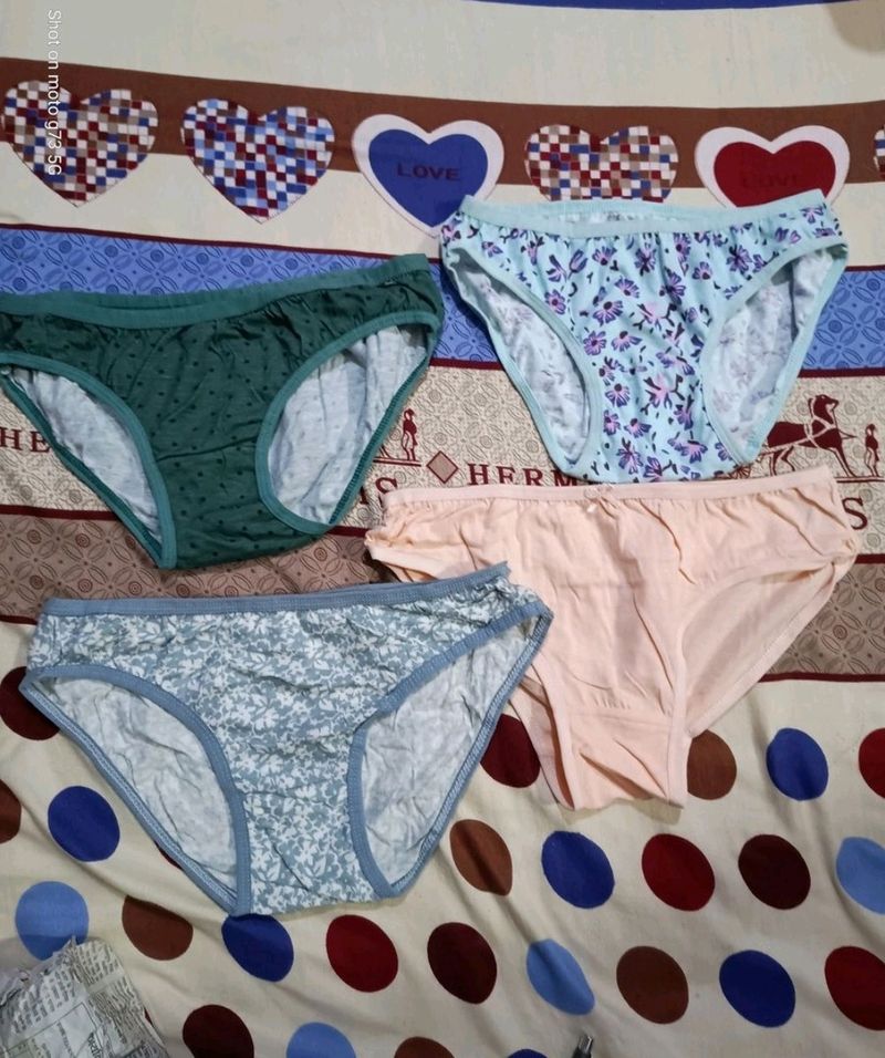 Panty Set Of 8