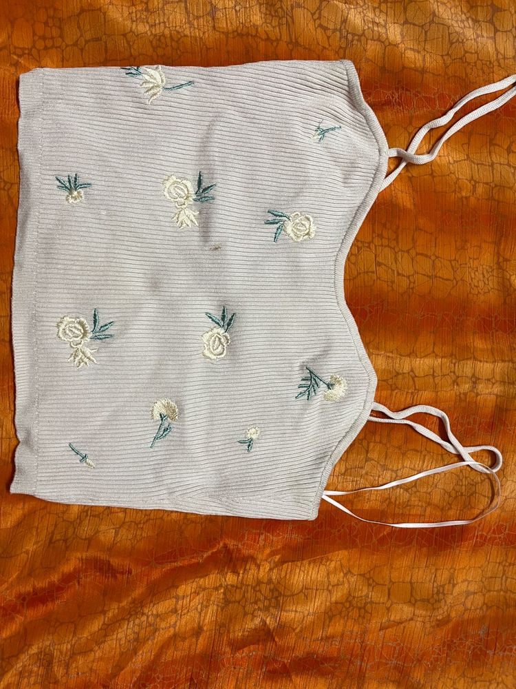 H&amp;M Cute White Sleeveless Top