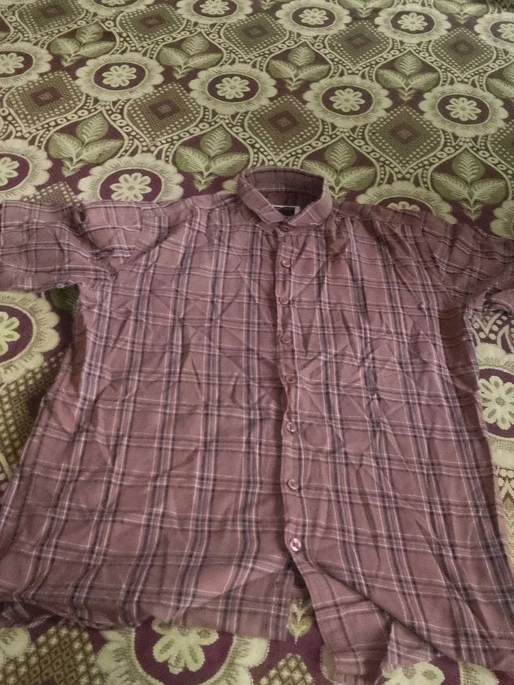 Vintage Plaid Button-Down Shirt