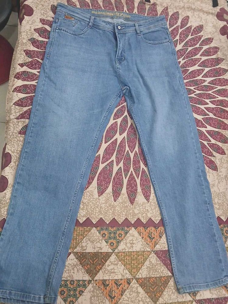 Light Wash Denim Jeans