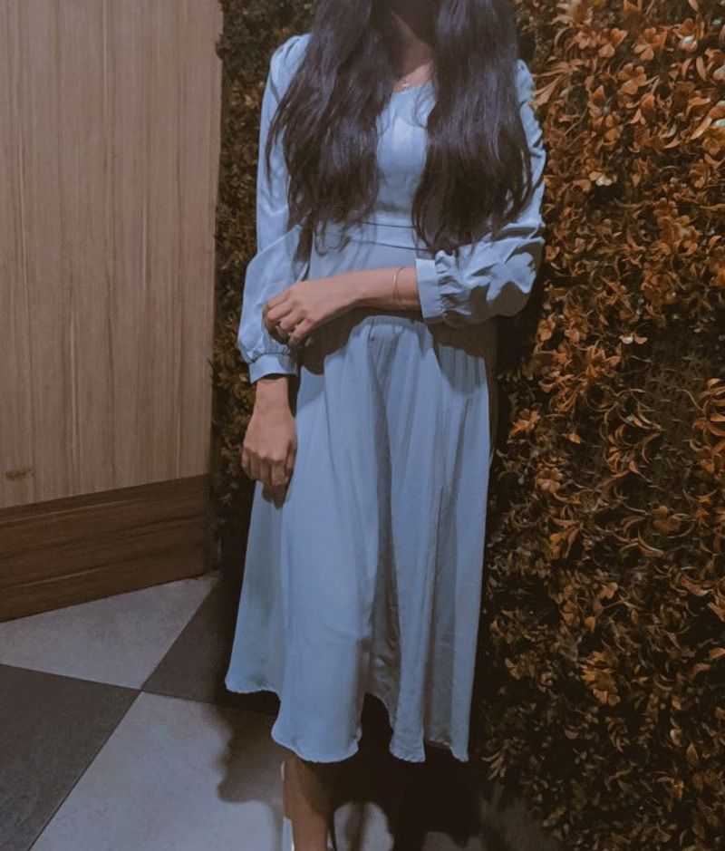 Elegant Midi Dress