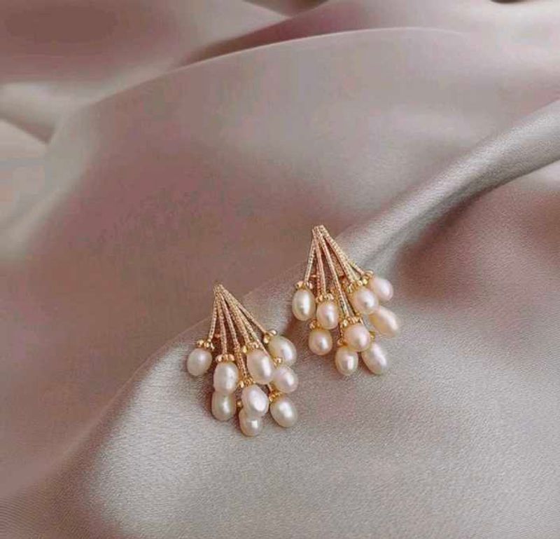 Pearl Drop Earrings
