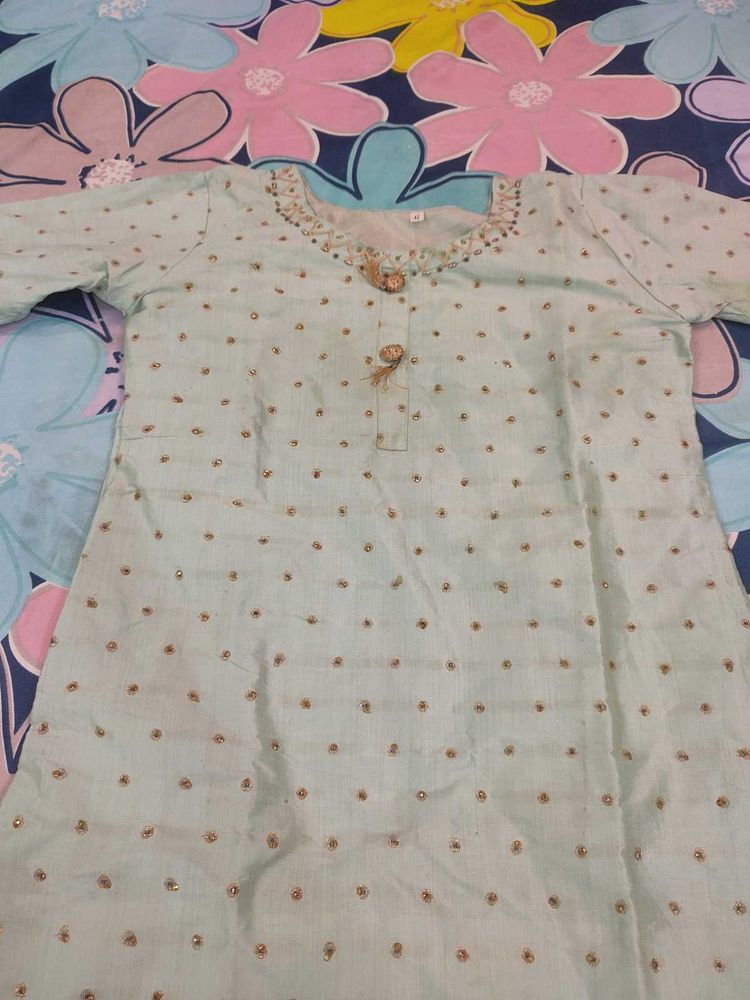 Elegant Embroidered Kurta