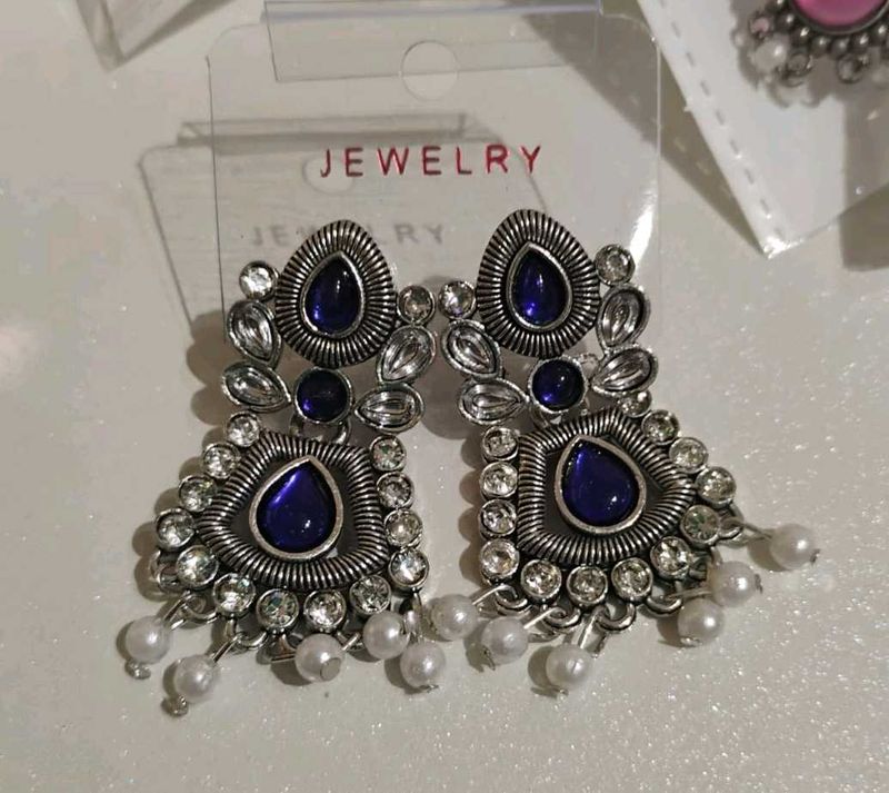 Blue Stone Dangling Earrings