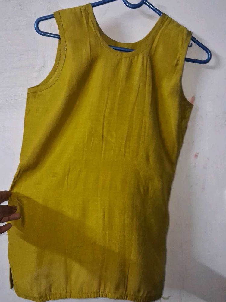 Olive Green Sleeveless Top