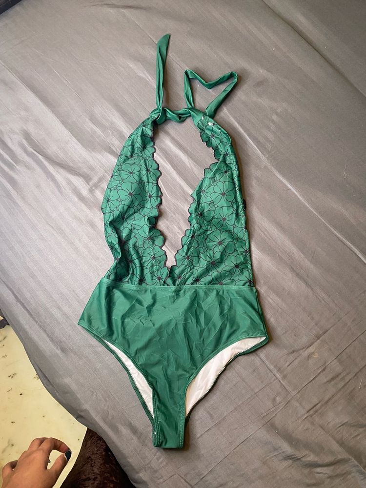 Green Lace padded bodysuit