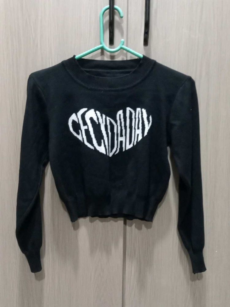 Black Heart Print Cropped Sweater