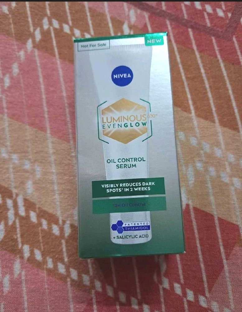 NIVEA LUMINOUS EVENGLOW Serum