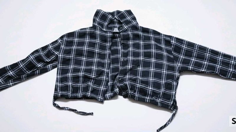 Plaid Crop Top Shirt for women (M)size