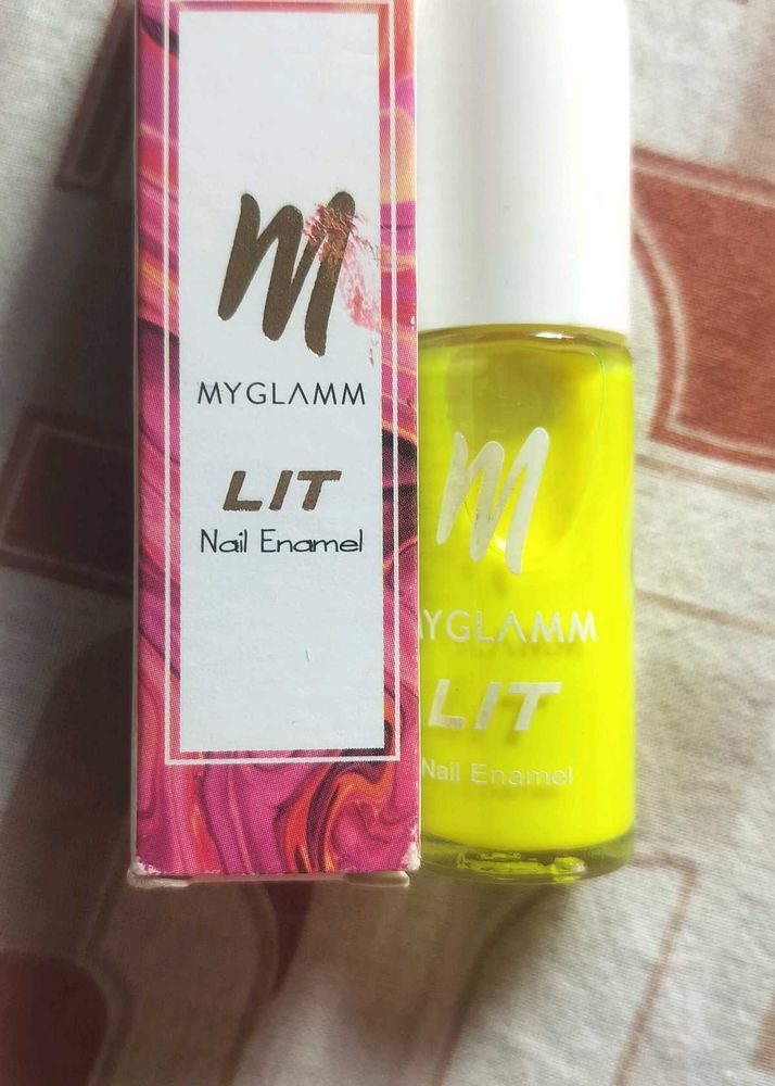 myglamm lit nail enamel