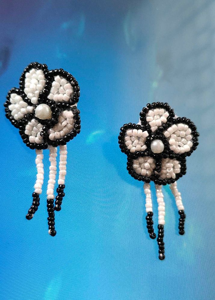 Beaded Flower Earrings