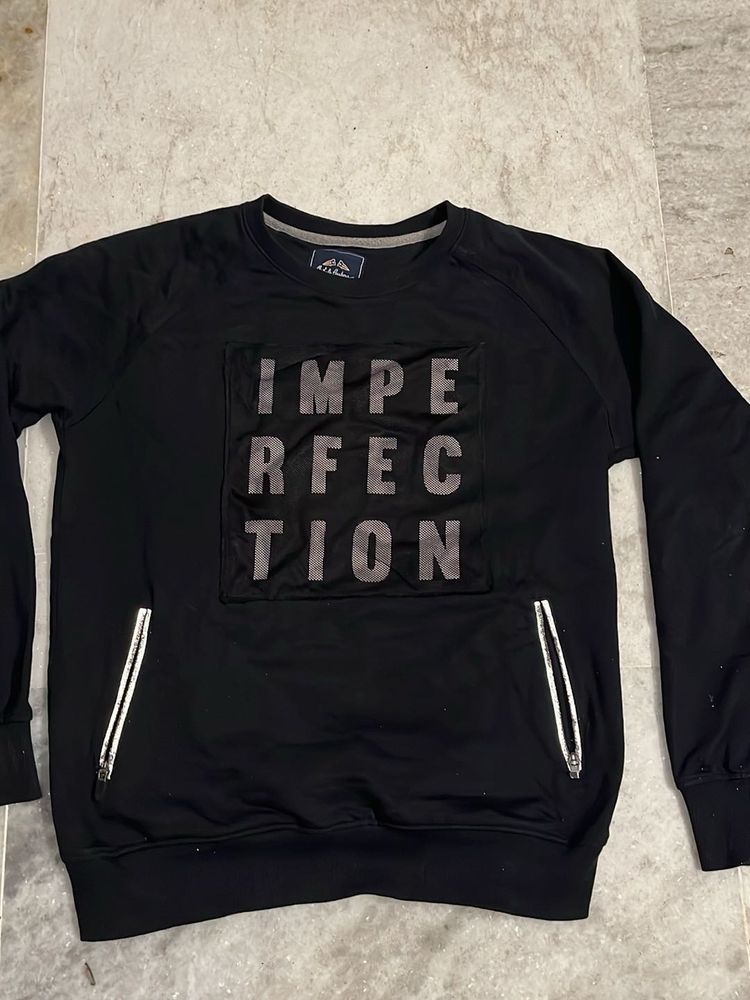 Black Graphic Sweatshirt