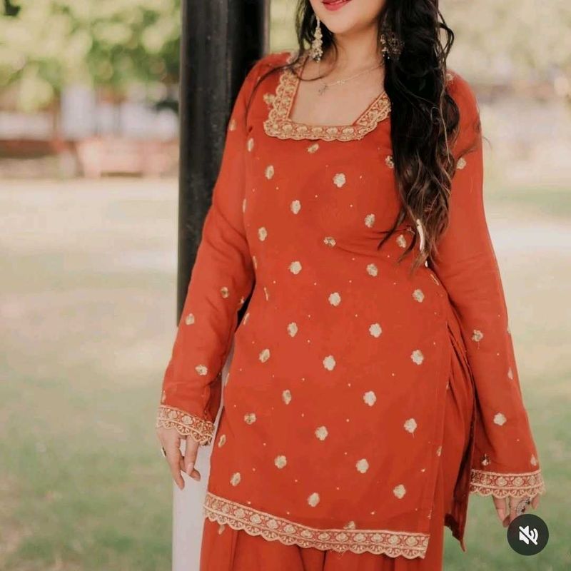 Beautifil Salwar Suit