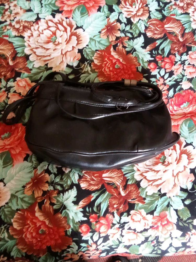 Ladies Hand Bag
