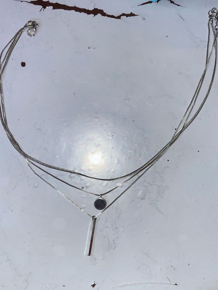 H&amp;M Layered Silver Necklace