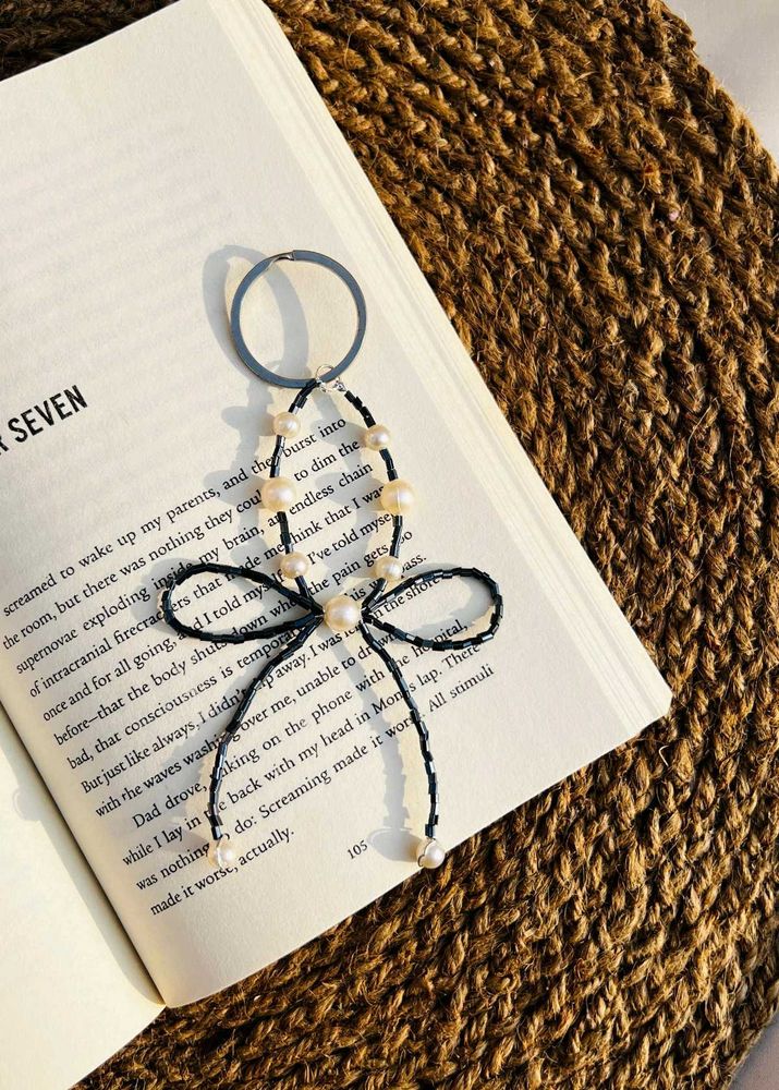Pearl Bow Keychain