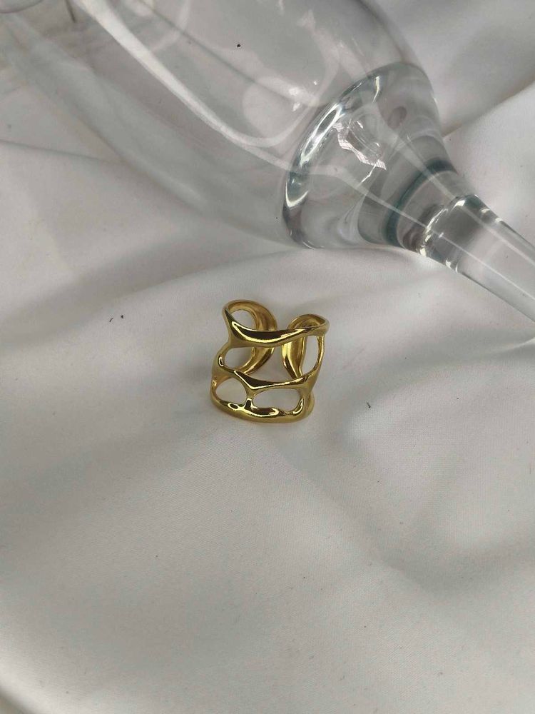 Anti tarnish Gold plated Openwork Ring