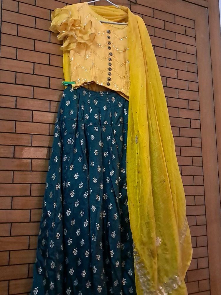 Pure Fabric  Croptop N Silk  Dupatta