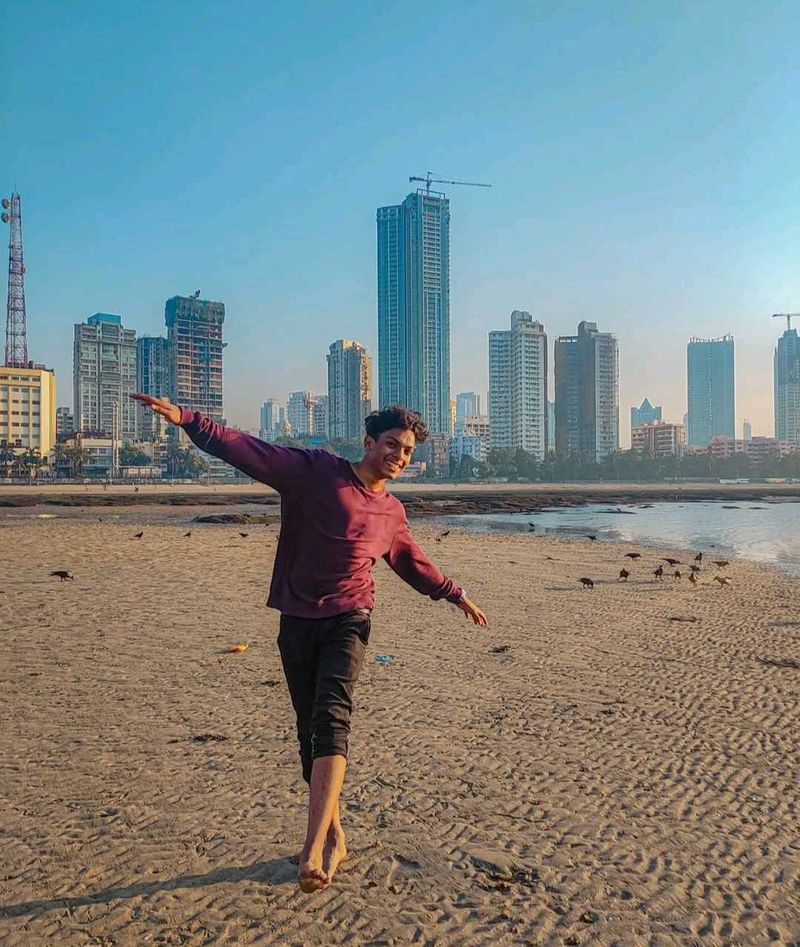 H&amp;M Purple Winterwear Casual Sweater