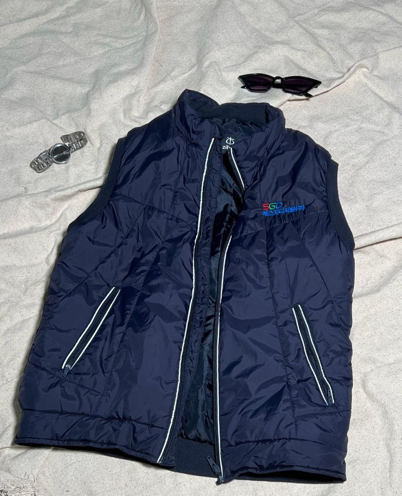 Stylish Navy Blue Sleeveless Vest