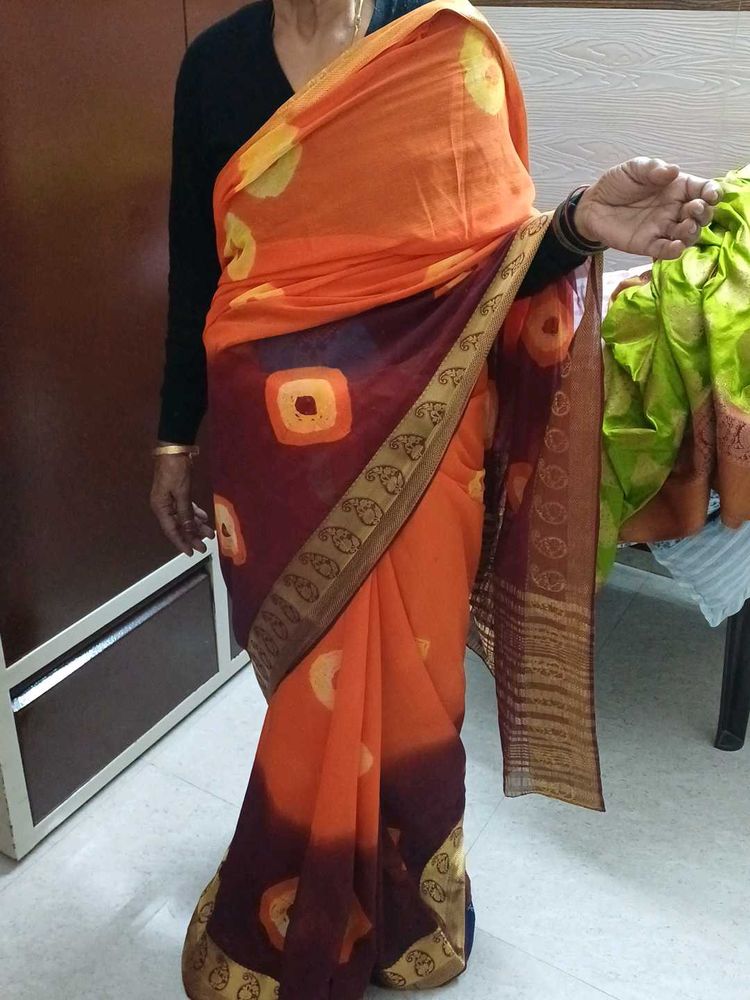 printed orange saare