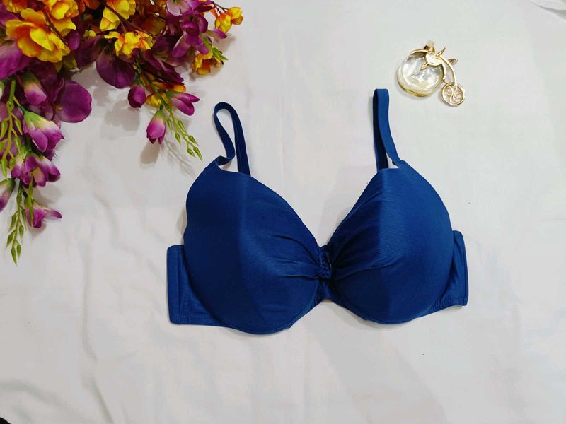 🇳🇿💫💗Blue Colour Heavy Paded Bra